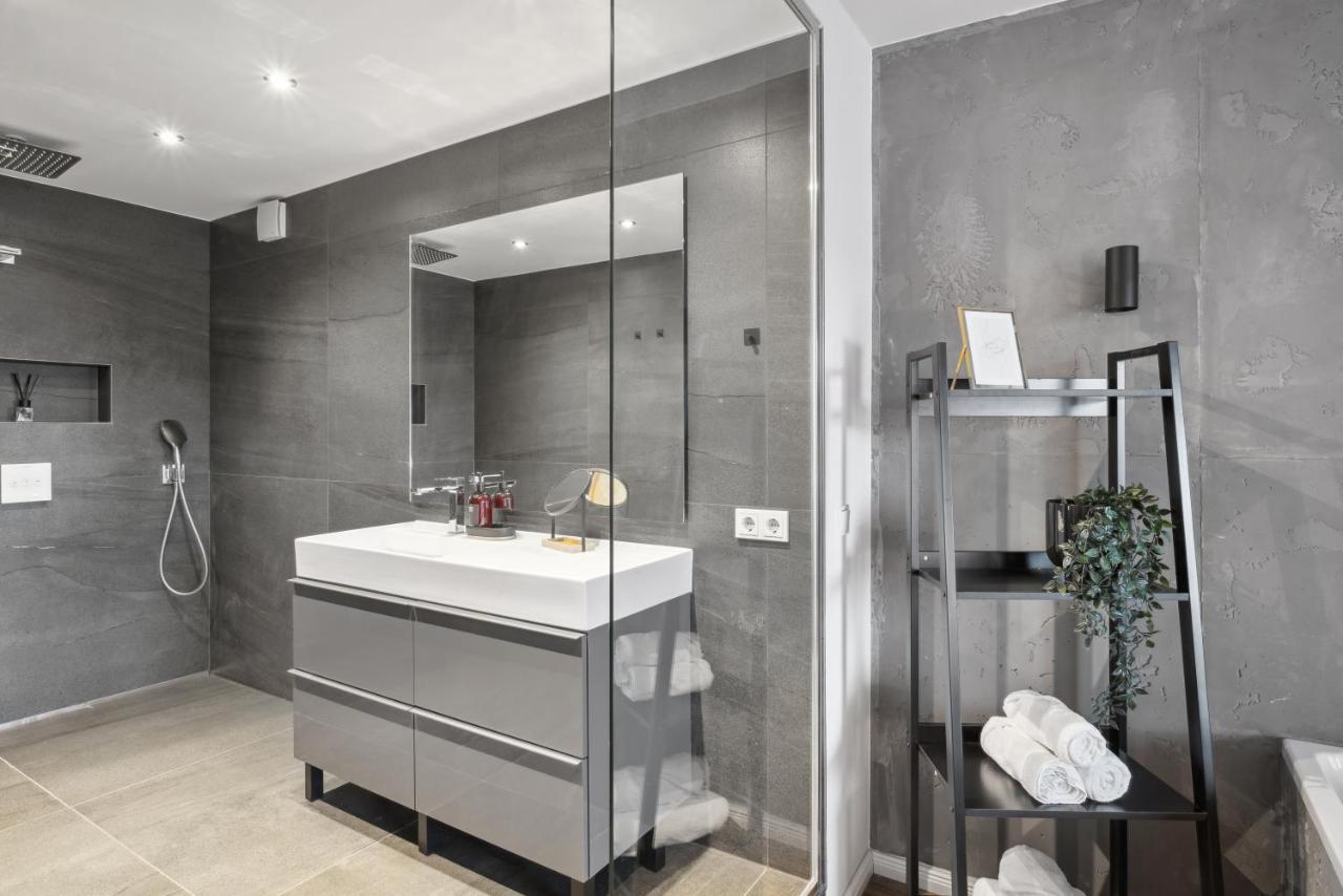 Design-Apartment - Bochum Zentrum - 2 Balkons - 118M2 - Netflix Экстерьер фото